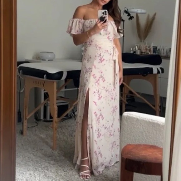 NWOT Amazing Moment Light Pink Floral Print Off-the-Shoulder Dress - Picture 5 of 9